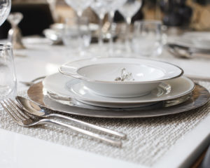 Plates and Cutlery, cutlery set for hotels, Cutlery Set Suppliers in Dubai